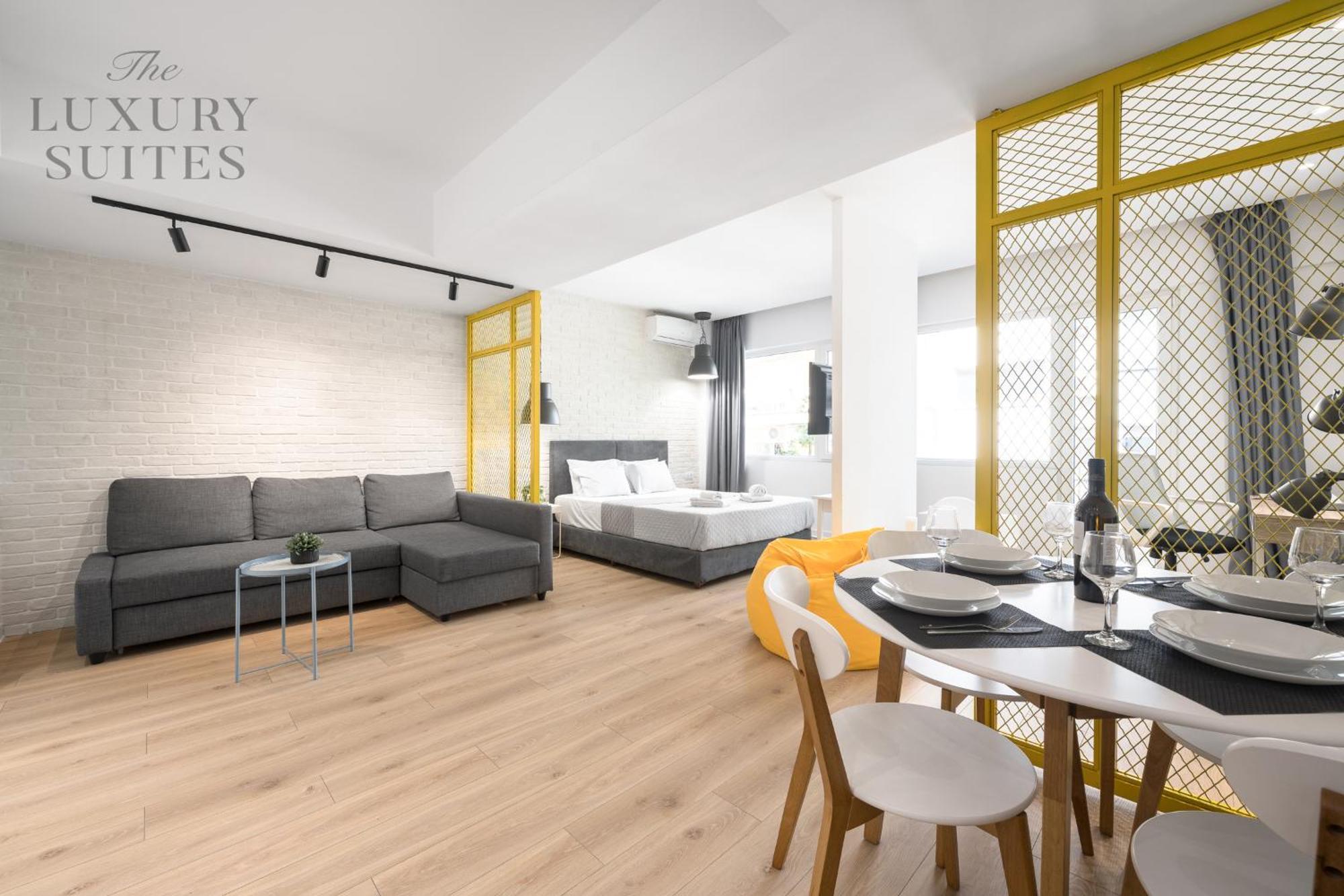 סלוניקי Nyma White Apartments, The Luxury Suites מראה חיצוני תמונה